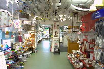 Prodejna svítidel a elektromateriálu Eltym Hronov